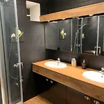 4p Modern & Secured Parking Appartamento *
