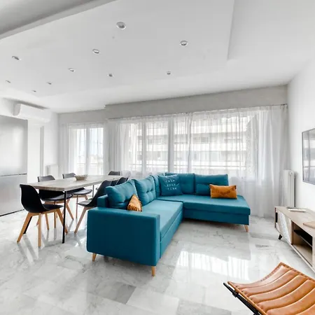 4p Modern & Secured Parking Apartment