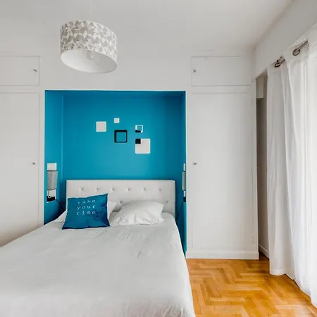 Apartment 4p Modern & Secured Parking