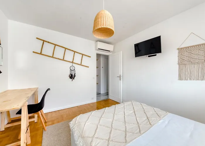 4p Modern & Secured Parking Apartment Le Cannet