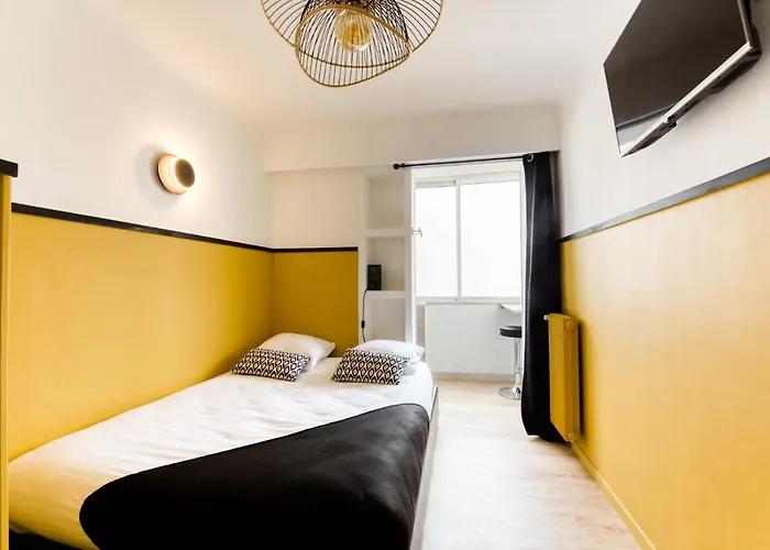Apartment 4p Modern & Secured Parking *