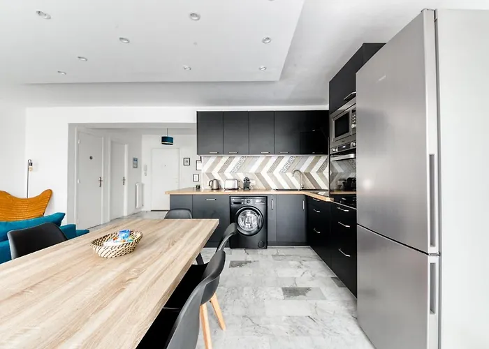 Daire 4p Modern & Secured Parking *