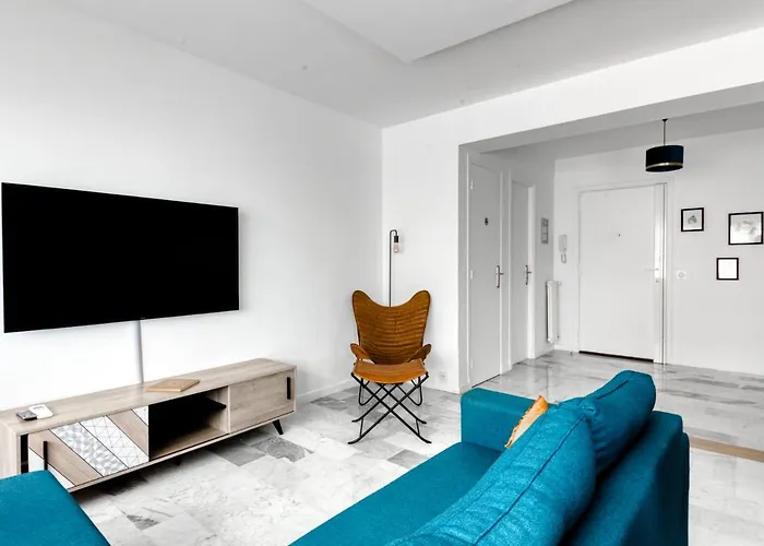4p Modern & Secured Parking Le Cannet